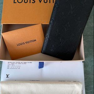 Authentic Louis Vuitton Folio